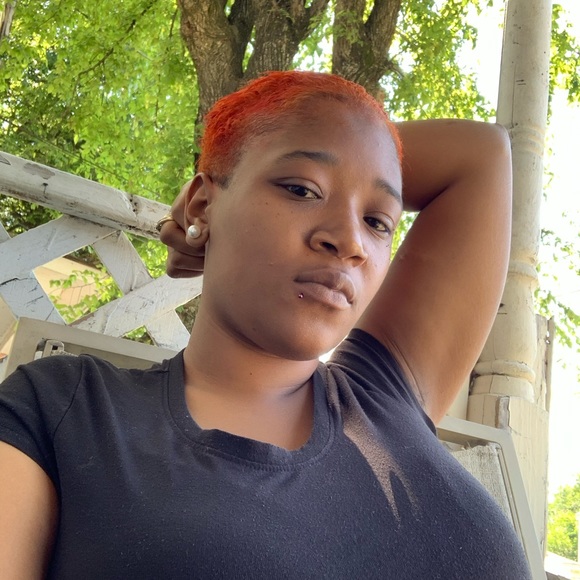 Meet your Posher, Natasha - Picture 1 of 1